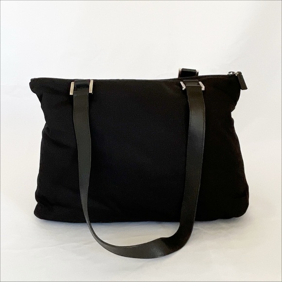 GUCCI Vintage Black Nylon ShoulderTote Bag G Buckle Circa 1990s COA - Picture 3 of 17